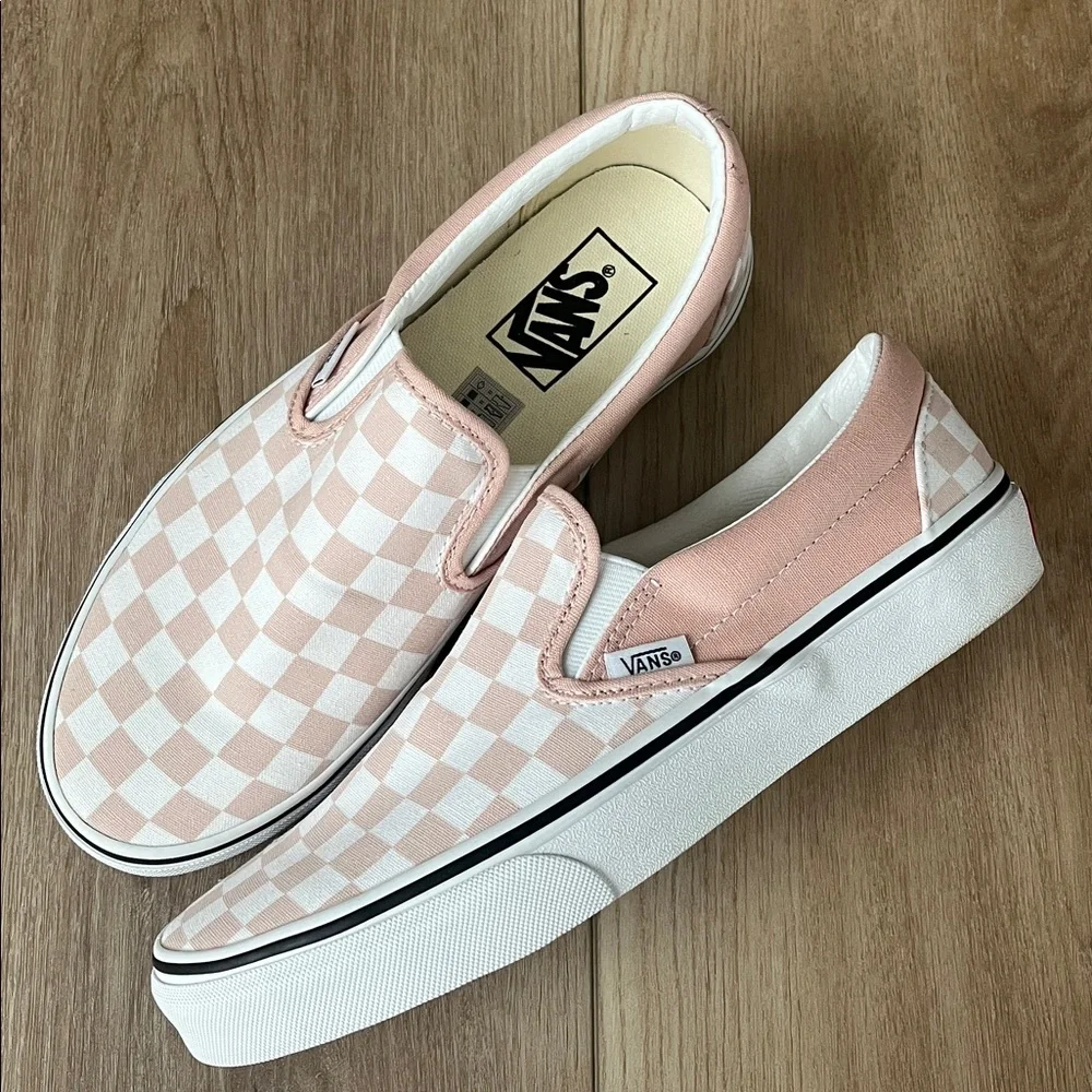 Vans Classic Slip-On Checkerboard Sneaker - Picture 2 of 9